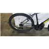 Image 2 : GREY AND GREEN MOVELO BIKE