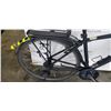 Image 2 : BLACK EVO BIKE