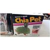 Image 2 : VINTAGE PINPRESSIONS AND CHIA PET