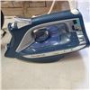 Image 2 : SALTON ELECTRIC KETTLE AND ROWENTA STEAM IRON BOTH TESTED WORKING