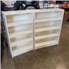 Image 1 : (2) WHITE BOOKSHELVES