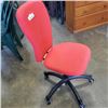 Image 2 : RED OFFICE CHAIR