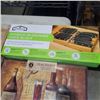 Image 2 : BAMBOO DRAWER ORGANIZER, IN DRAWER KNIFE BLOCK AND HARD PLACEMATS