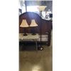 Image 1 : (2) MATCHING TABLE LAMPS AND FLOOR LAMP