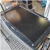 Image 3 : SAMSUNG 26" TV WITH REMOTE