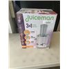 Image 2 : JUICEMAN 3IN1 TOTAL SLOW CITRUS JUICER - TESTED WORKING, RETAIL $109