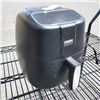 Image 2 : BELLA PRO 3.8L AIR FRYER - TESTED WORKING, RETAIL $137