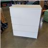 Image 1 : WHITE IKEA MALM 4 DRAWER DRESSER