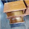Image 3 : PAIR OF MATCHING NIGHTSTANDS