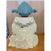 Image 2 : PRE-BUILT COLLECTIBLE LEGO YODA FIGURE