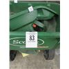 Image 2 : Fertilizer Spreaders - 2
