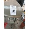 Image 2 : Duracraft UL500  15"  5 Speed Bench Top Drill Press