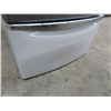 Image 2 : Front Load Clothes Washer/Dryer Base
