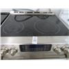 Image 2 : GE S/S Flat Top Range/Oven w/Digital   R/O