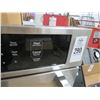 Image 2 : Kitchen Aid S/S Cabinet Mount Microwave