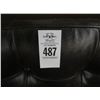 Image 2 : Contemporary Leather Tufted Easy Chair