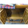 Image 3 : Oak Footed Small Hall Cabinet