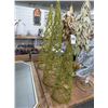 Image 1 : Gold Decorators Christmas Trees - 3
