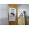 Image 2 : Oak Queen Bed Dresser/Mirror/Nightstand Set