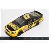 Image 1 : TEAM CALIBER (2000) DEWALT #17 RACE CAR