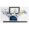 Image 1 : LOT OF DECORATIVE COLLECTIBLE ITEMS