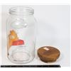 Image 2 : 1978 GARFIELD ANCHOR HOCKING GLASS CANISTER WITH