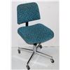 Image 1 : VINTAGE OFFICE CHAIR MADE IN CANADA REUPHOLSTERED