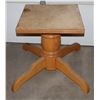 Image 1 : WOOD PEDESTAL FOR TABLE