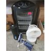 Image 1 : 4 Piece Lot of Small Household Appliances
