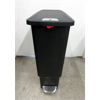 Image 1 : New Slim Black Locking Kitchen Trash Can - 40 Liter 