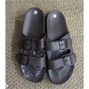 Image 2 : 10 New Pairs of Men's Brown Plastic Sandals