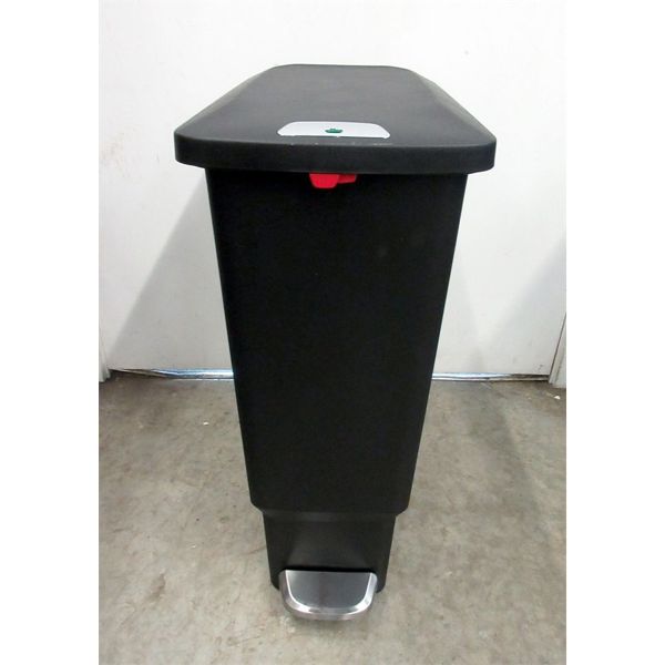 New Slim Black Locking Kitchen Trash Can - 40 Liter