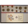 Image 1 : 1992 US MINT SET (UNC) P/D (WITH ENVELOPE)