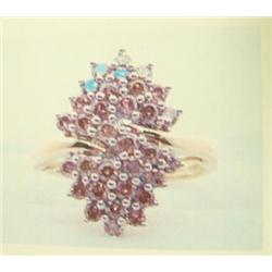 Diamond lady's ring, 10 K yellow gold, full cut diamonds, approx. 1 carat, SI1-I1, Fancy color -stro