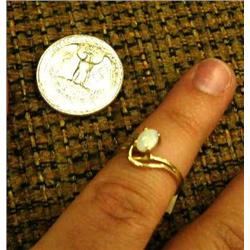 Lady's opal ring 14k gold (132)