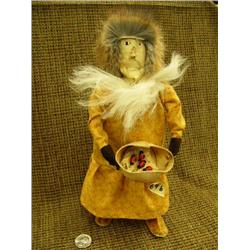 Chevak doll by Roselyn Paniyak  - picking berries (2)