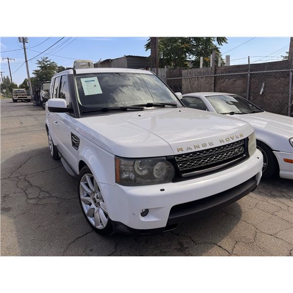2012 Range Rover Sport Luxyr Package - CLEAN/