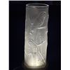 Image 2 : Lalique Lune Vase With Parakeets