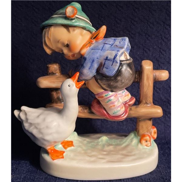 Goebel Hummel Barnyard Hero 4T