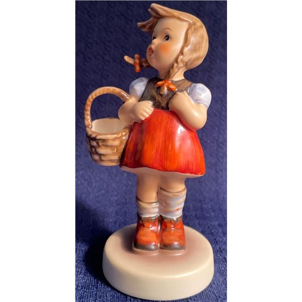 Goebel Hummel Village Girl 5T