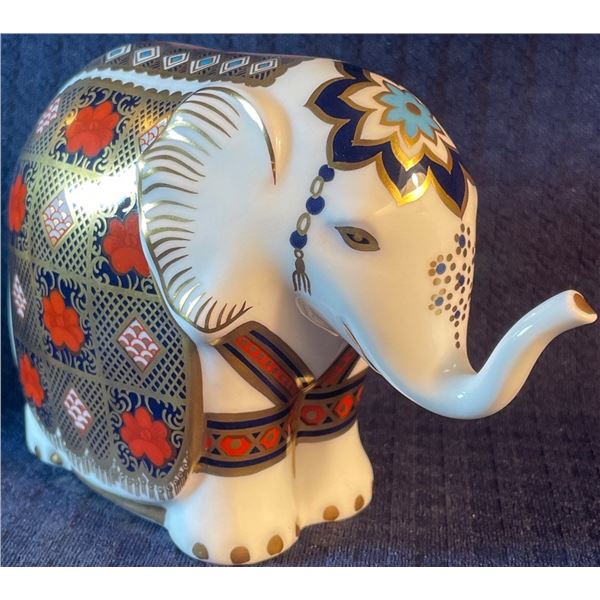 Royal Crown Derby Elephant 4T