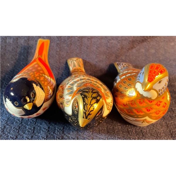 Royal Crown Derby Coal Lit - Bunting - Linnet Birds 5L