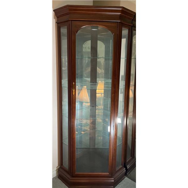 Mahogany Corner Curio / Cabinet 25W x 75T With Light