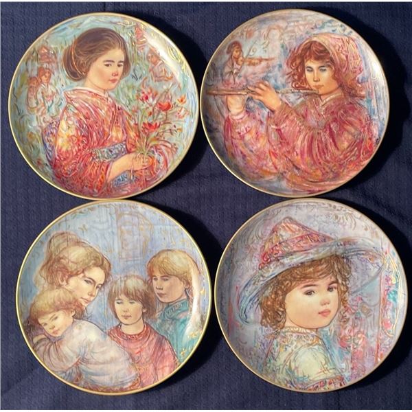 Knowles The World I Love Plate Collection
