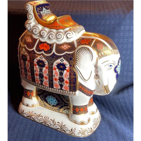 Royal Crown Derby Elephant 8.5T
