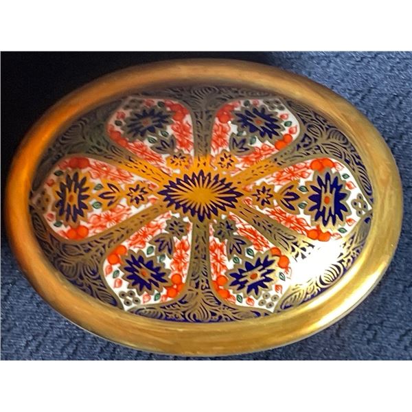 Royal Crown Derby Trinket Box w/ Lid 4x2