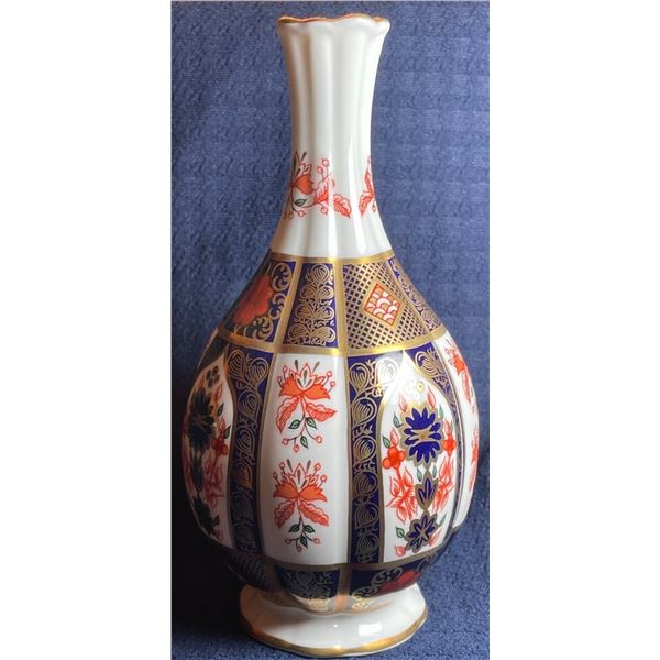 Royal Crown Derby "Old Jamari" Vase 7T