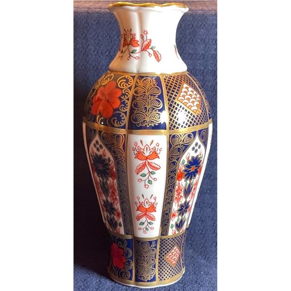 Royal Crown Derby "Old Jmari " 8T