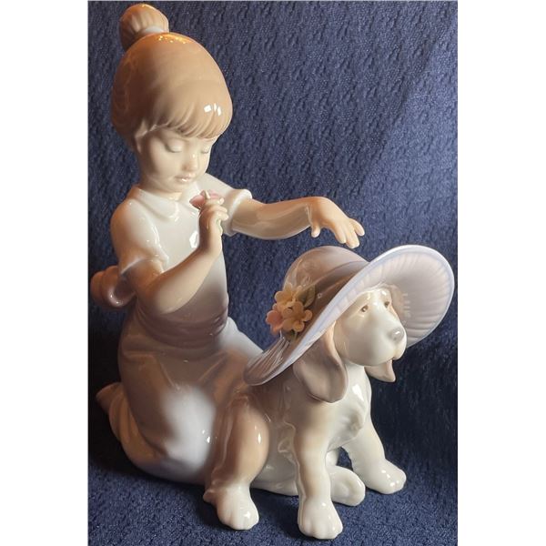 Lladro Porcelain Young Chilw w/ Dog Figurine 5x6