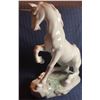 Image 2 : Llardo Porcelain Unicorn Statue 7x9